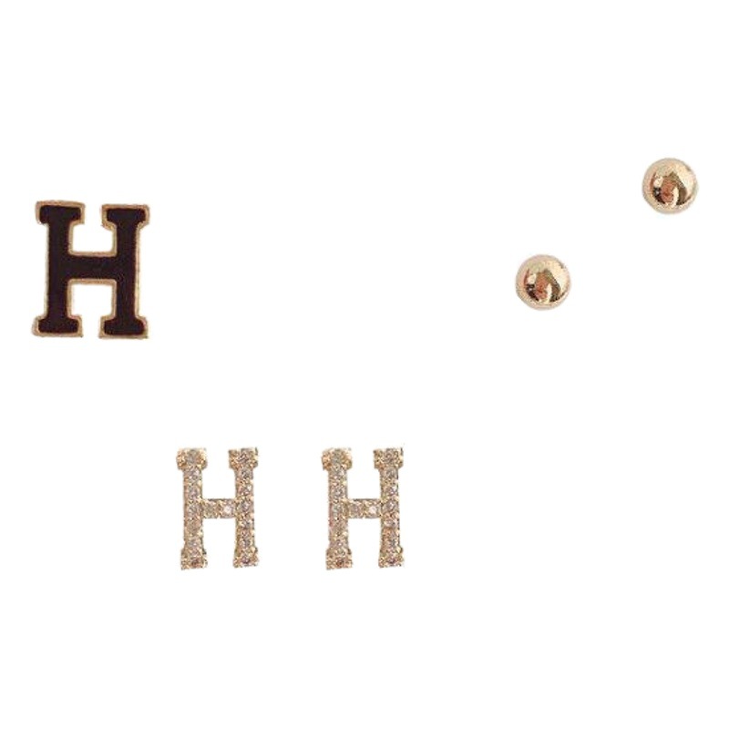 S925 aguja de plata micro incrustaciones de circón pendientes cortos pendientes de pelo corto japonés y coreano elegante todo-fósforo simple conjunto de tres piezas pendientes para las mujeres