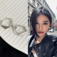 银色菱形不规则耳环女几何设计感冷淡风简约气质耳扣新款韩系耳饰