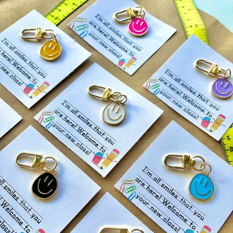 Cross-border New First Day of School Gift Creative Rainbow Metal Smiley Keychain Jewelry Decorative Pendant