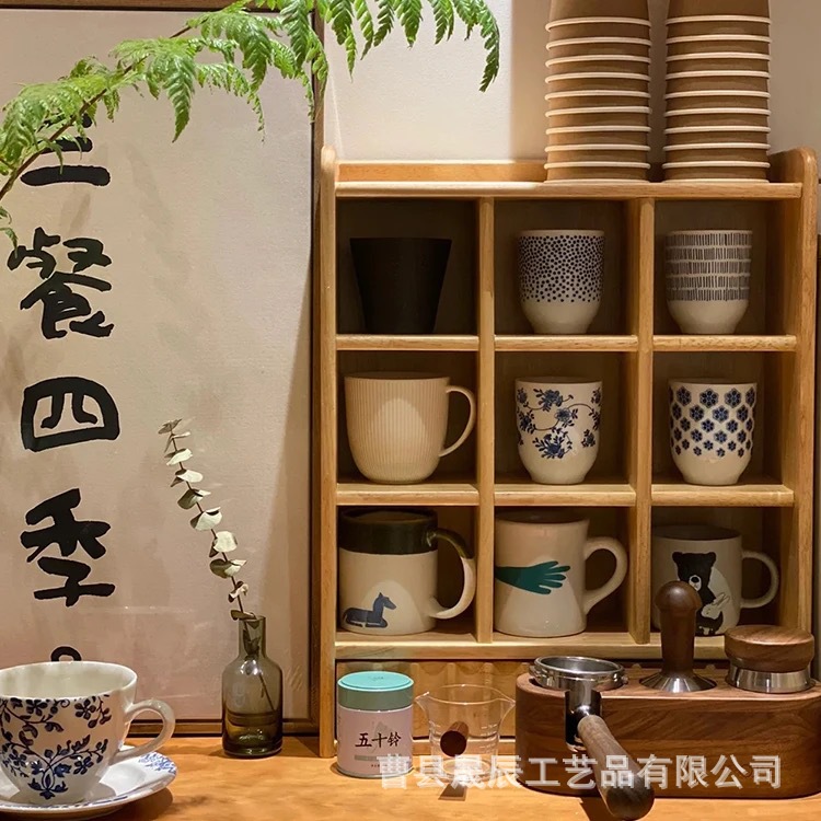 Portavasos Portavasos Portavasos Soporte de almacenamiento de madera Gabinete de almacenamiento de escritorio Taza de café Taza de té Soporte de rejilla Mesa de comedor Soporte de exhibición de taza de agua