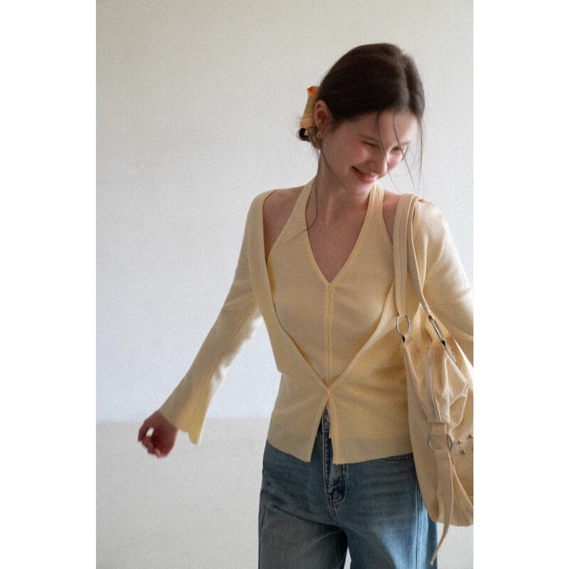 Stylish Halter Neck V-Neck Knitted Cardigan for Women, Spring Slim Fit Versatile Long-Sleeve Sweater Top
