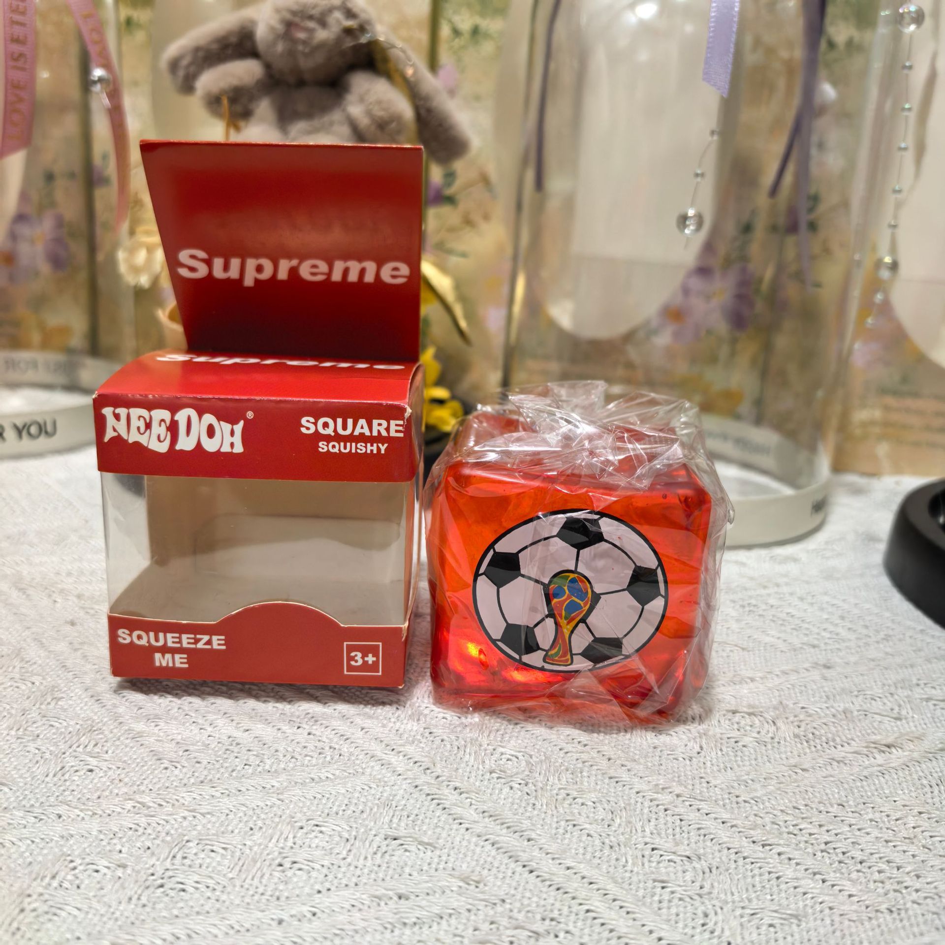 Hielo de fútbol de maltosa rojo (logotipo)