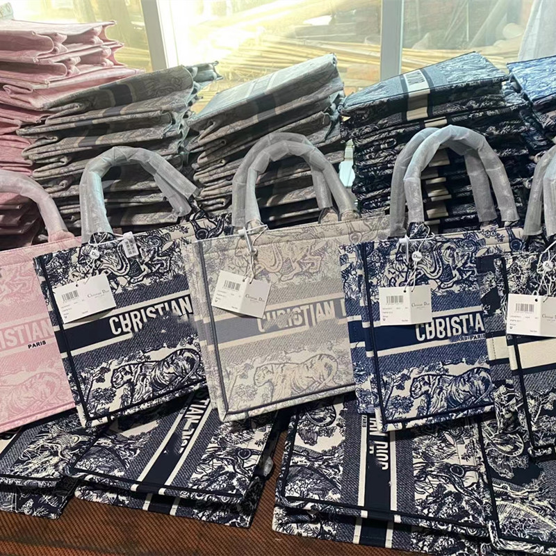 D Home Classic Shopping Bag Bolso bordado portátil Bolso de compras para mujer Bolso especial para mujer Bolso abierto de moda de gran capacidad