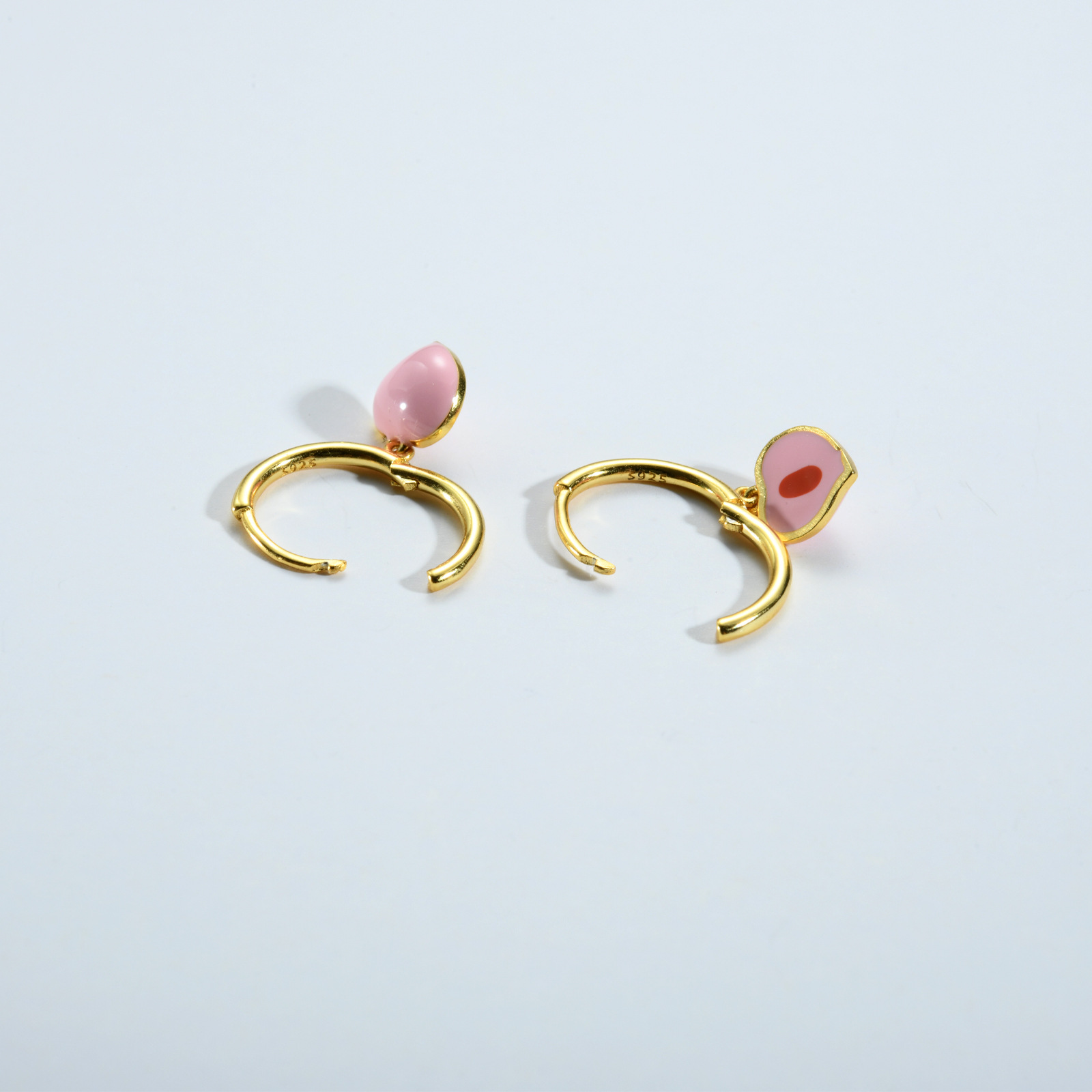 5g Weight 0.05µm-0.08µm Gold Plating Thickness Electroplating Gold Plating Process 925 Sterling Silver Ear Needle Material 18K Real Gold Plated, Platinum Plated Plating Material Epoxy Inlay Material Drop Earrings Classification 1 Pair Quantity Holiday, Daily Occasion 925 Sterling Silver Material Fruit, Heart Shape, Fish Pattern Women's Gender Casual, Simple Style Style Asymmetrical, Epoxy, Stoving Varnish Craft 1 Pair 925 Sterling Silver Fruit Heart Shape Fish Drop Earrings 3