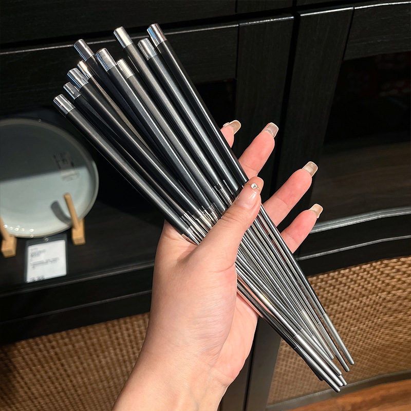 공장 직접 스테인레스 스틸 젓가락 합금 젓가락 가정용 식기 미끄럼 방지 금속 스티칭 실버 젓가락