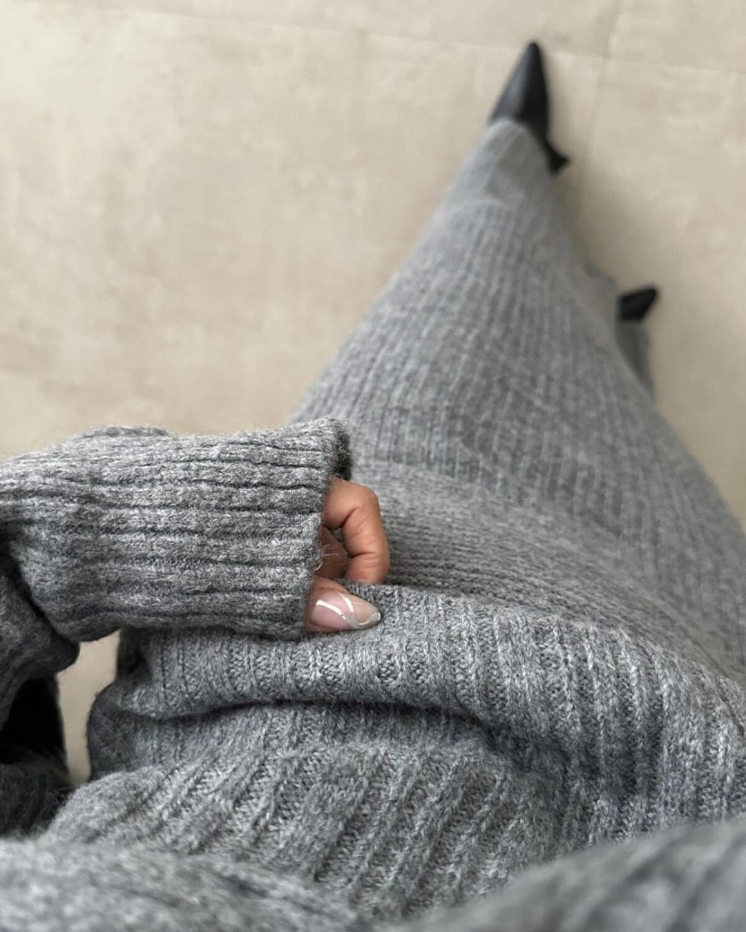 ​Damenmode, schulterfreier Strickpullover, zweiteiliges Set, langärmelig, lockere Passform, einfarbig, lässiges Outfit​_voghion.com