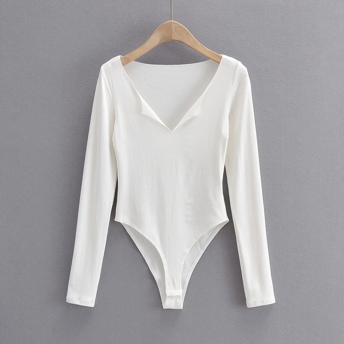 tight-fitting solid color long-sleeved one-piece bodysuit NSHS47165