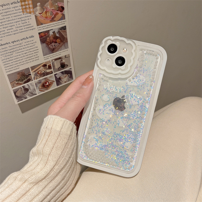 クマ穴流砂殻複数の白いハート