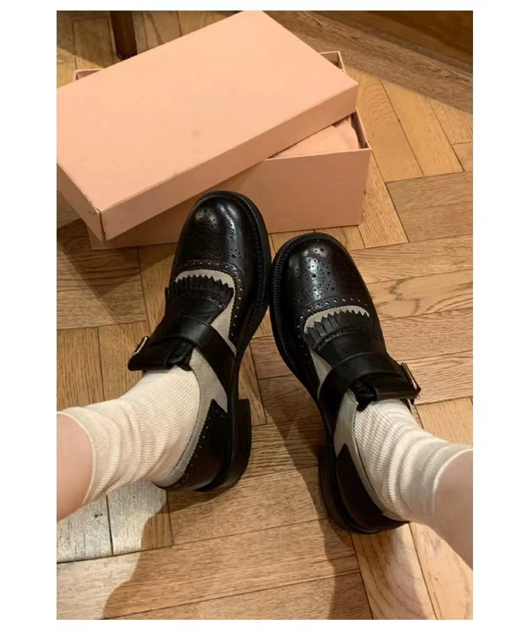 Grava madre tallada con los zapatos de cuero Bloc 2025, otoño nuevo retrógrado británico Oxford Monk zapatos para mujeres