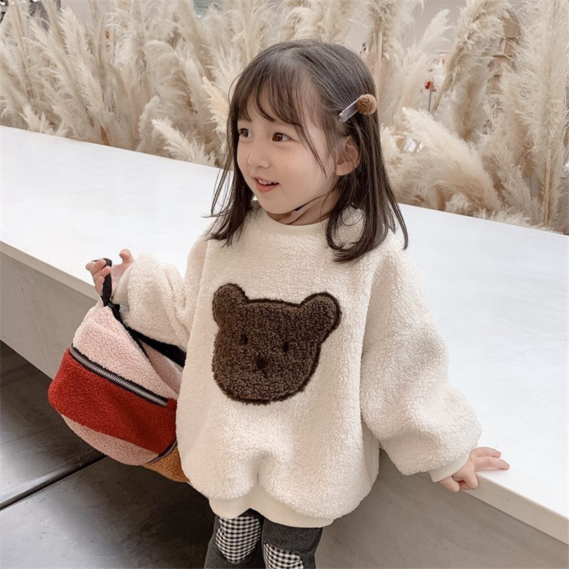 Children's velvet thickened sweatshirt 2024 winter new style girls' cute bear top baby fashionable pullover trendy