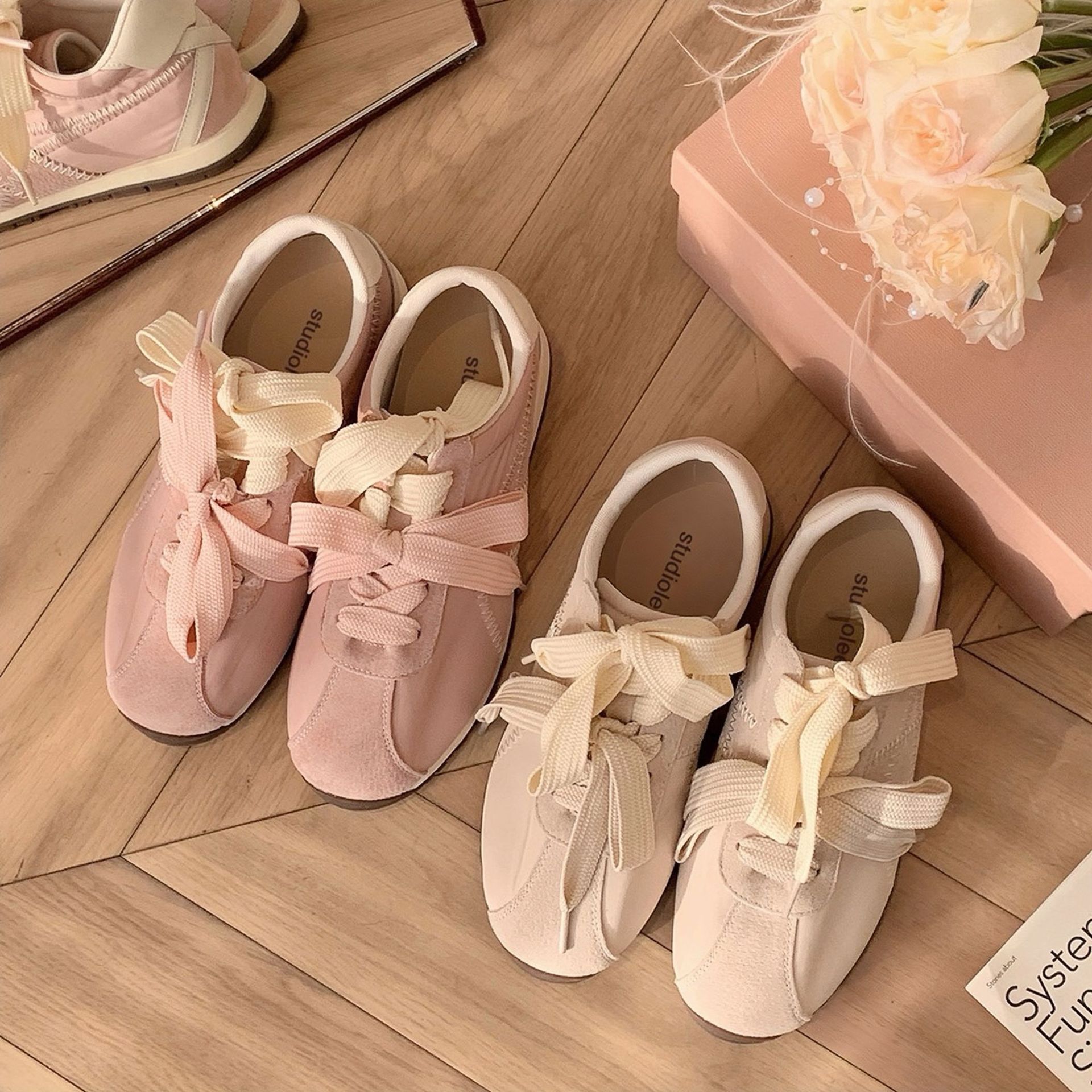 Versión de cuero de vaca de la uva de la misma blogger coreano de moda cabeza redonda de color Miu correa casual Agan De zapatos de entrenamiento para mujeres