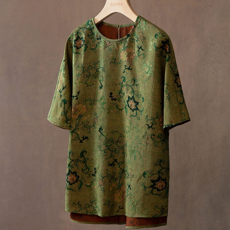 100% Mulberry Silk Red Cloud Gauze Silk Raglan Short Sleeve Top for Women with National Style Print T-Shirt for Summer 100% Mulberry Silk Red Cloud Gauze Silk Raglan Short Sleeve Top for Women with National Style Print T-Shirt for Summer