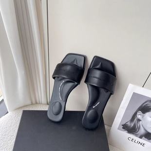����AW2025����һ�_�ś�Ьƽ��һ���Ϸ��^�ٴ�Ů��Ь��Ƥ�D�vԪ��