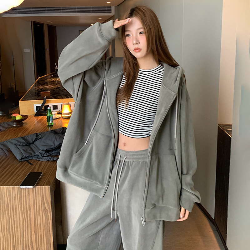 Fashion Hooded Sweatshirt and Casual Sweatpants Set for Women, Autumn and Winter Korean Style, Elegant Design, Fleece-Lined and Thickened Two-Piece Set