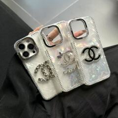 适用苹果16Promax水钻珍珠蝴蝶手机壳iPhone15立体边钻14贝壳纹