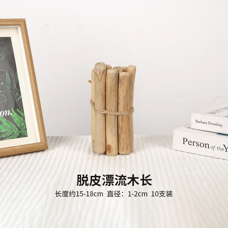 10 khúc gỗ lũa dài khoảng 20cm dày khoảng 1-2cm