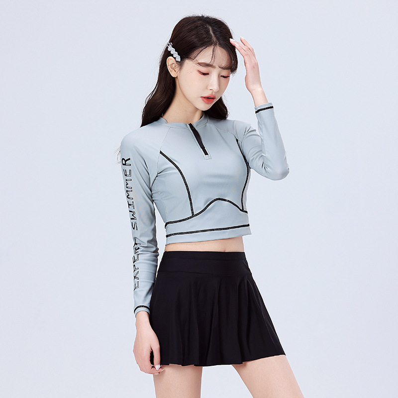 Traje de Baño de Dos Piezas Tipo Falda para Mujer de Nylon con Manga Larga para Natación image 4