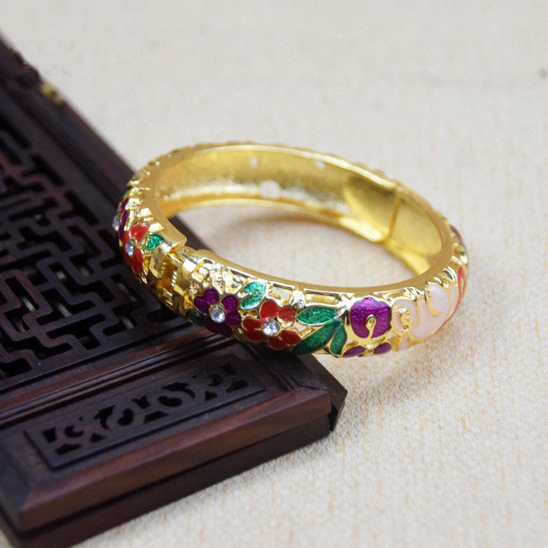 Ethnic accessory