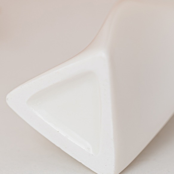 Ceramic Decorative Vase — Creative Twisted Design, Simple Elegant Accent, 21.75 cm