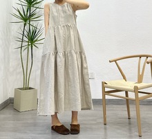 夏季新款日系小众设计感女无袖高腰气质显瘦压褶圆领中长款蛋糕裙