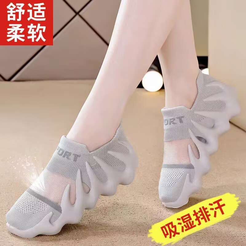 Octopus calcetines zapatos mujer 2025 primavera nuevo estilo coreano estudiantes zapatos deportivos transpirables mujeres corriendo zapatos casuales de tejido volador