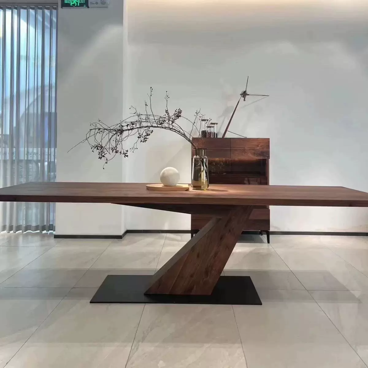 实木餐桌椅长方形吃饭桌胡桃木中古餐桌设计师极简桌子工作台长桌