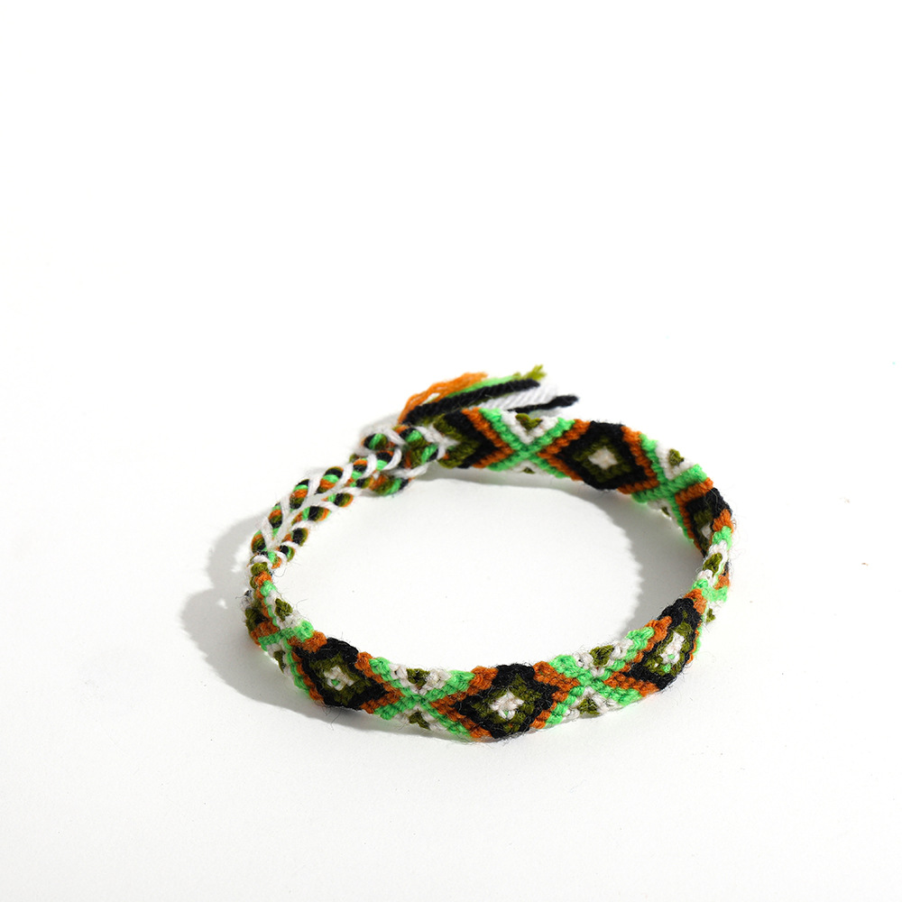 Style Ethnique Coton Tissage Couleur Large Bracelet En Gros Bijoux Nihaojewelry display picture 2