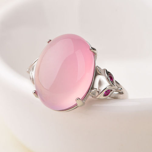 White gold-plated nickel silver (S925) second-generation gemstone fox ring with rose-cut ruby as the main stone, size 12*16mm, open-mouthed design.