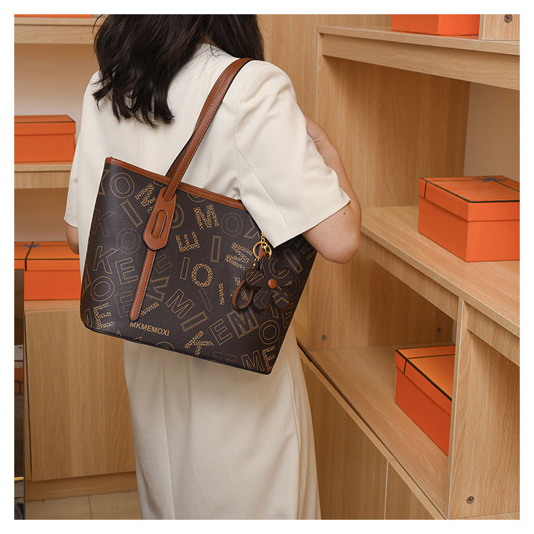 High-end light luxury bag women's new flower tote bag letter vegetable basket bag women's versatile portable shoulder bag_voghion.com