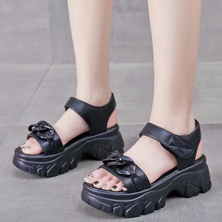 2026 verano nuevo estilo de moda velcro zapatos romanos de tacones altos zapatos de playa transpirables
