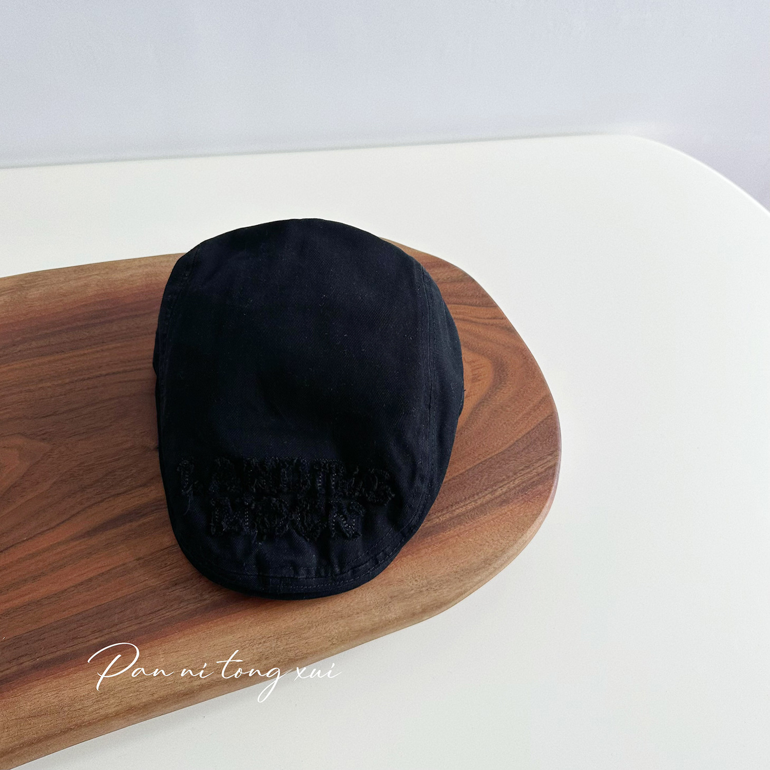 Unisex Parent-child letter Beret hat woman literary vintage Spring and winter wash forward hat solid color painter hat_voghion.com