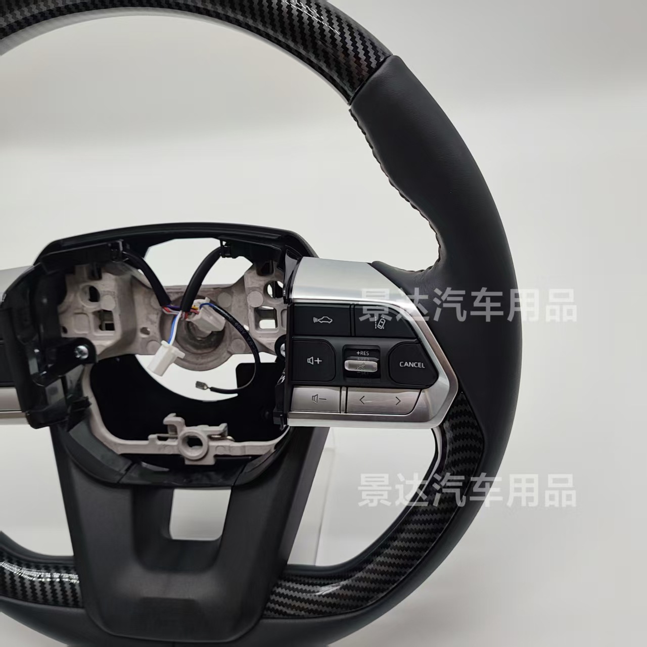 Applicable to Toyota's new LC300 modified steering wheel, Lu Xun Erfa 20 Series 30 Series RongFang RAV4 carbon fiber pattern