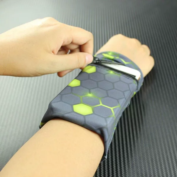 Running phone arm bag wrist pouch mini sports fitness phone case universal breathable arm sleeve wrist bag for men and women