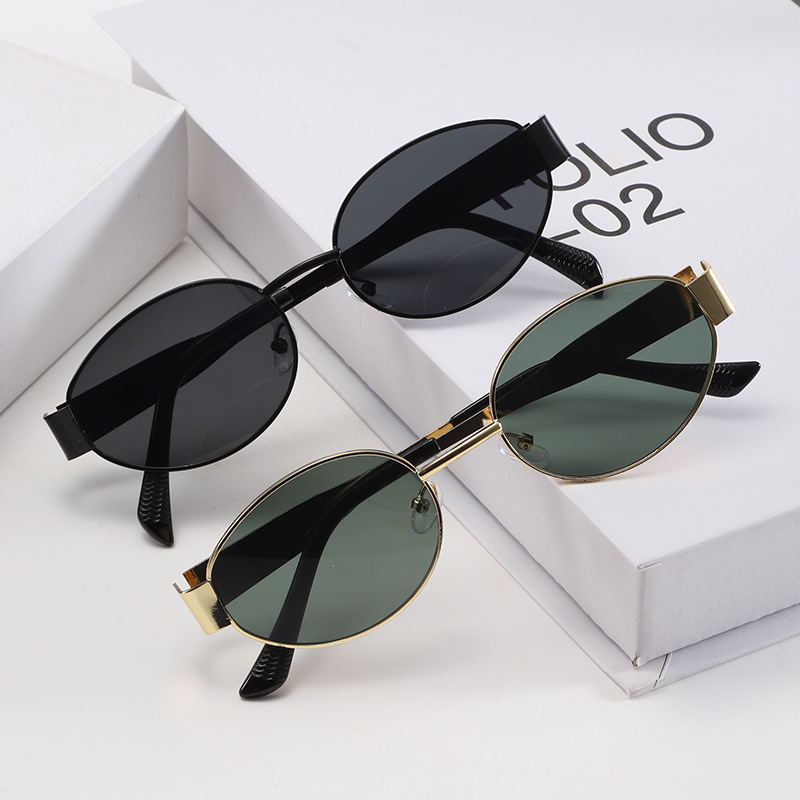 fashionable sunglasses for men and women