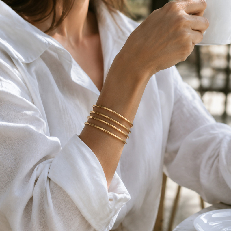 Titanium steel vacuum-plated 18k gold non-fading simple shiny plain ring bracelet titanium steel textured bracelet Titanium steel vacuum-plated 18k gold non-fading simple shiny plain ring bracelet titanium steel textured bracelet