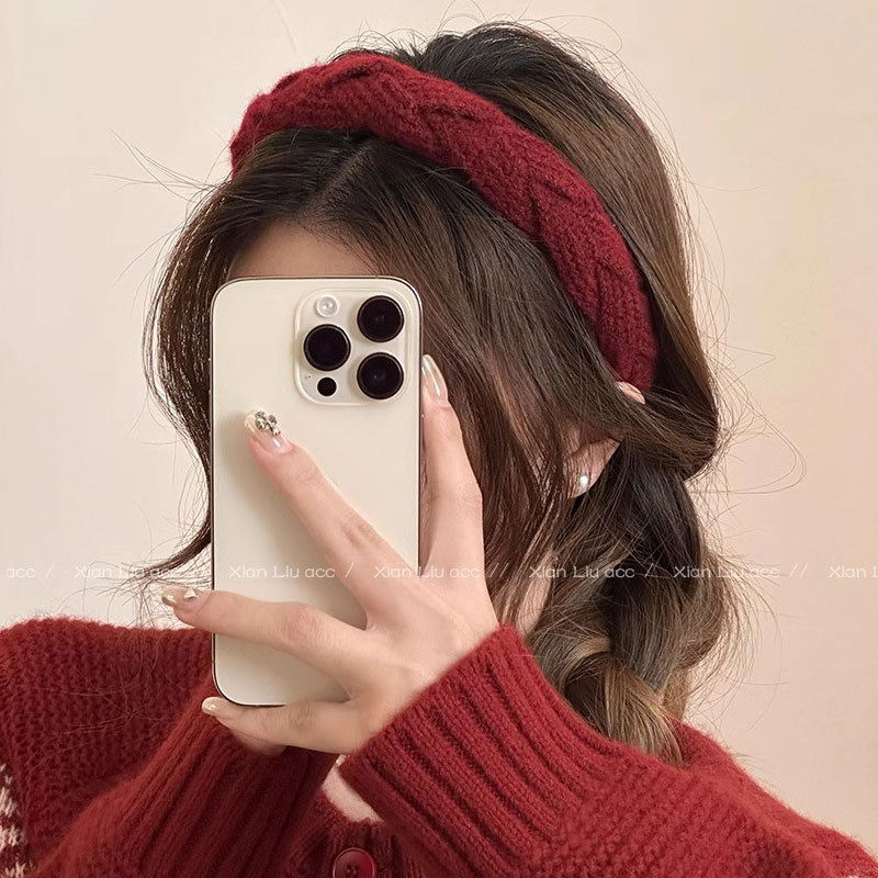 Año Nuevo para mujeres cráneo alto otoño invierno terciopelo de alta sensación cara pequeña agujero de cabello simple cabeza antideslizante universal