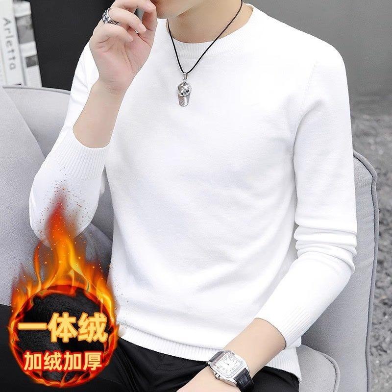 흰색 라운드 넥과 벨벳 및 두꺼워짐