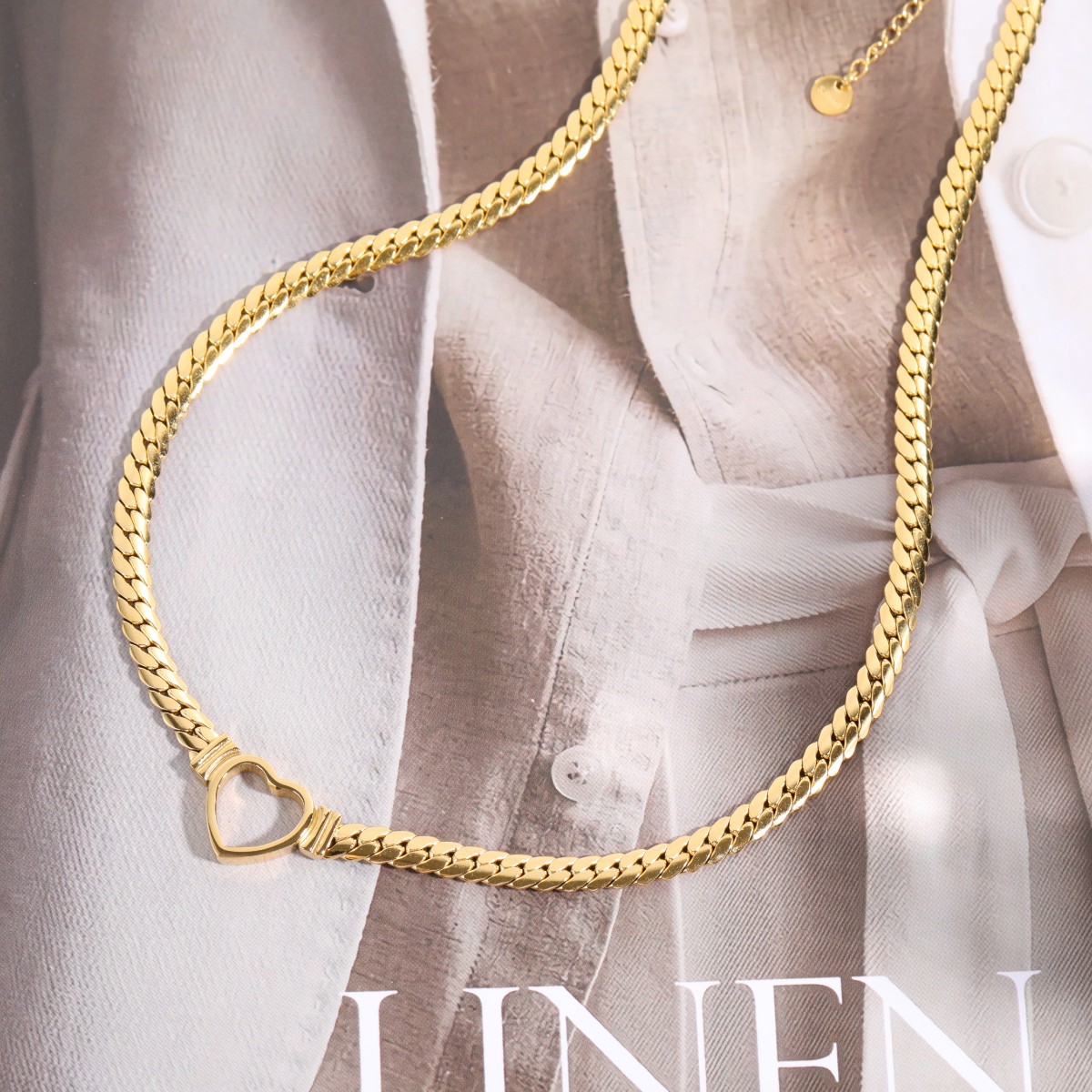 Retro Heart Shape Stainless Steel Pendant Necklace Stainless Steel Necklaces