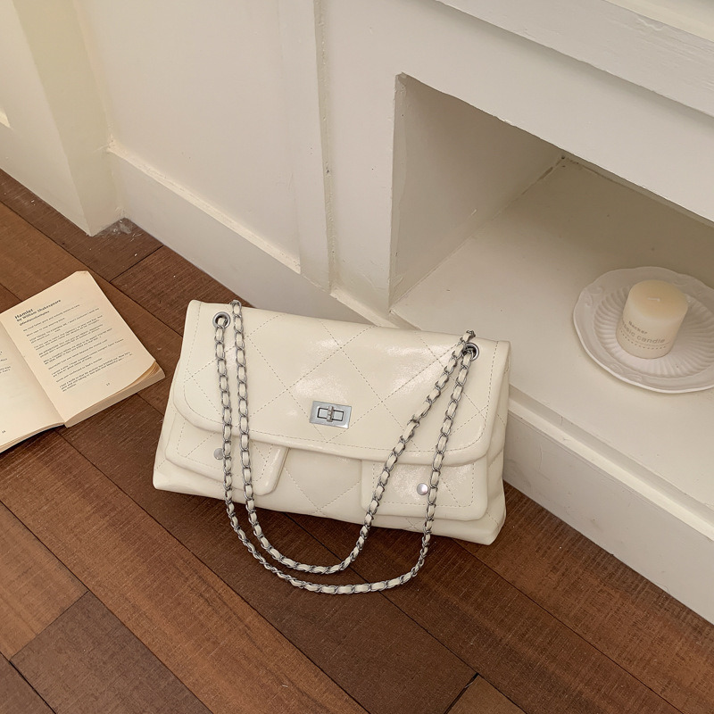Bolso de diseño de nicho de alto nivel para mujeres 2026 nuevo estilo ligero de lujo cadena de diamante bolsa de transporte universal mochila image 8