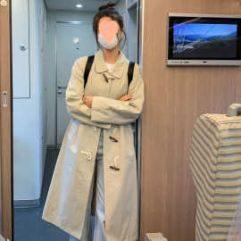 纯色学院风长袖牛角扣日系百搭工装休闲外套春秋新款中长款风衣女