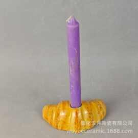 跨境新品创意陶瓷烛台浪漫烛光晚餐陶瓷牛角包烛台摆件装饰品