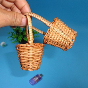 Bamboo Basket Mini Toy Accessories Rattan Basket in stock Small Flower Basket Small Special Small Basket Natural Eawn Egg Shape