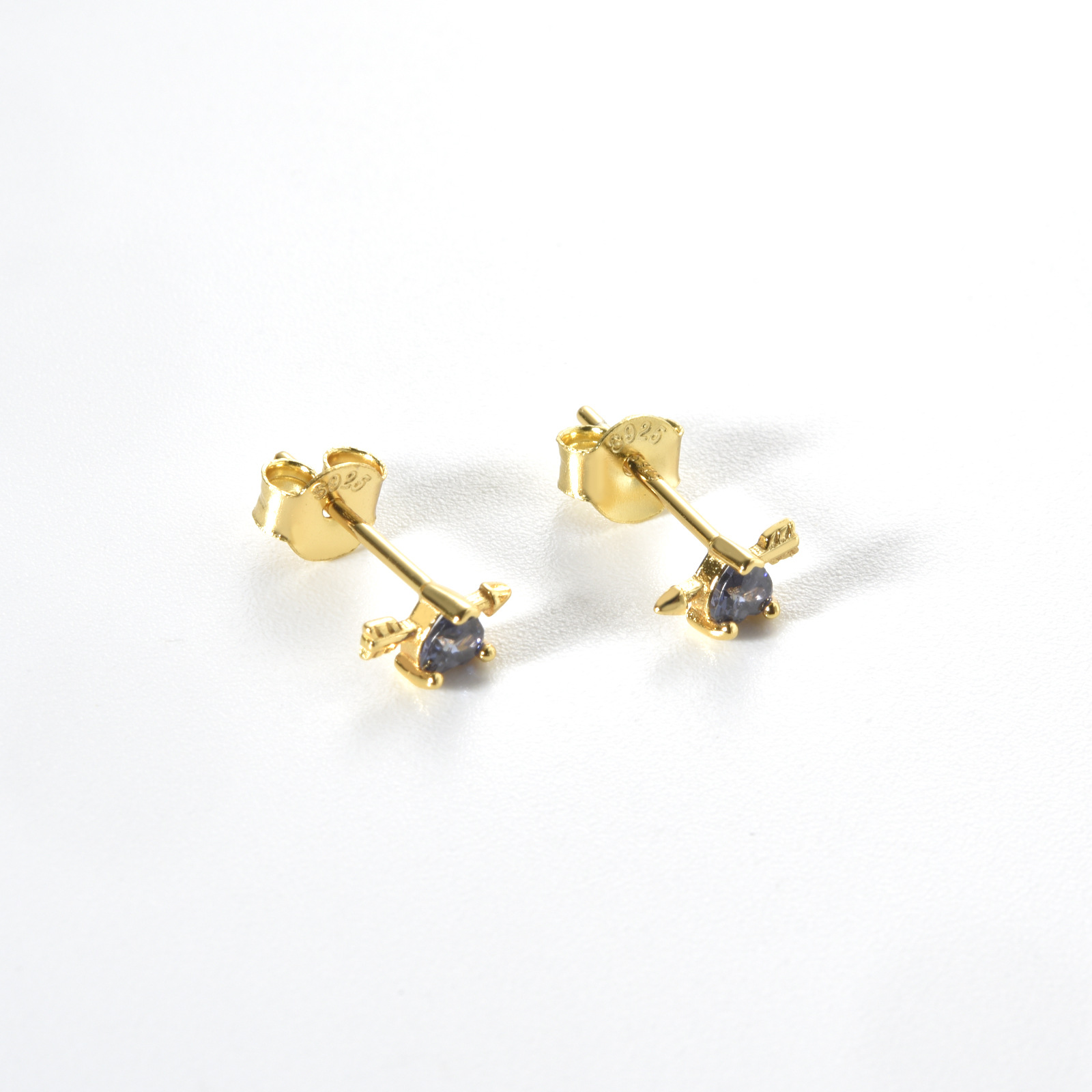 925 Sterling Silver Material 1 Pair 18K Gold Plated 925 Sterling Silver Zircon Heart Shape Ear Studs