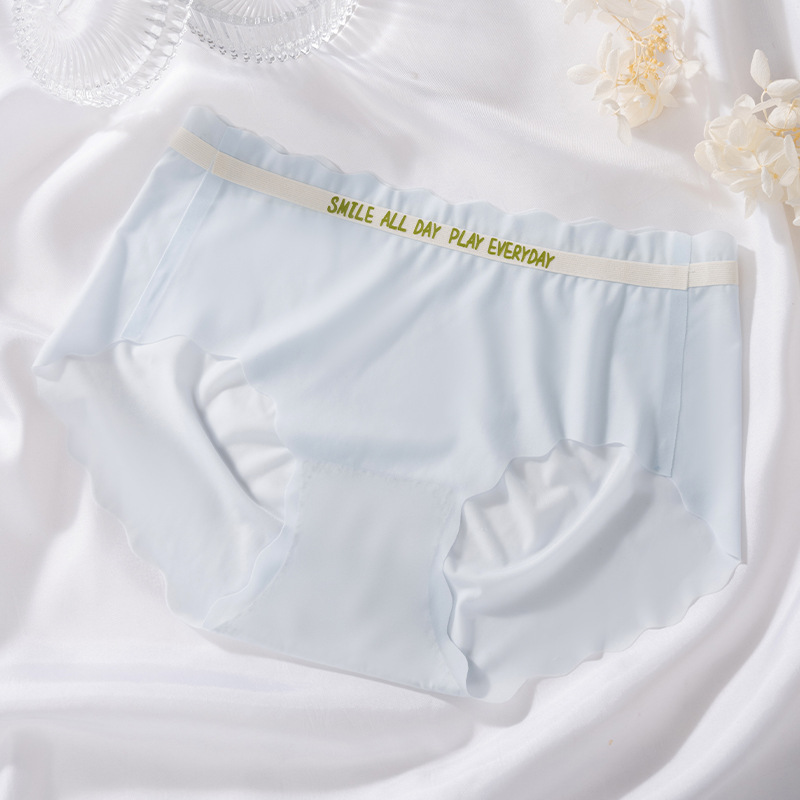 Ropa interior de seda de hielo para mujer, pantalones cortos de entrepierna transpirables antibacterianos, pantalones cortos triangulares, estilo fino de verano, secado rápido, ropa interior para niñas sin costuras, mujeres