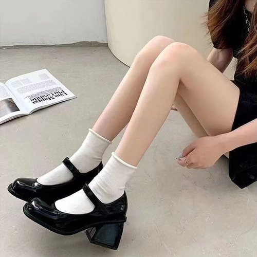 French Mary Jane high heels women's new temperament fairy style thick heel black single shoes small leather shoes Velcro patch