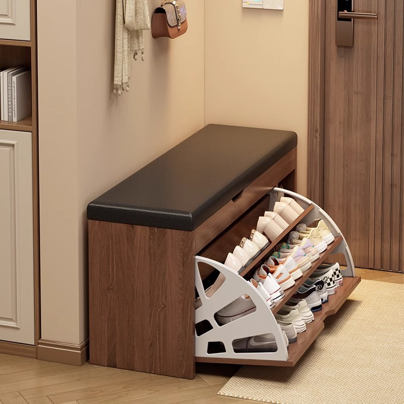 Porta de zapatos multicapa puerta doméstica pequeña estrecha 2025 nuevo tipo simple zapato armario puerta de almacenamiento a prueba de polvo estante externo