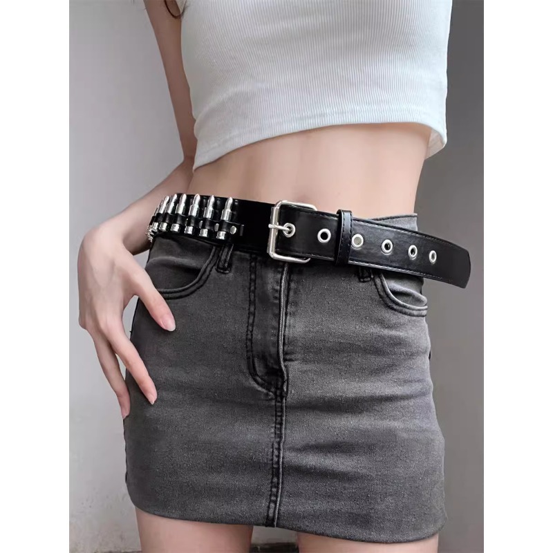 Nový cool subkulturní Y2k nýtovaný opasek s kuličkou, černý pikantní punkový personalizovaný pánský a dámský džínový dekorativní opasek_voghion.com