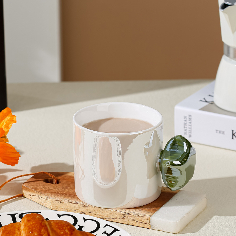 Estrellas de lujo cerámicas de lujo ligeras, tazas de agua creativas para el hogar, tazas de agua para beber con alto valor facial