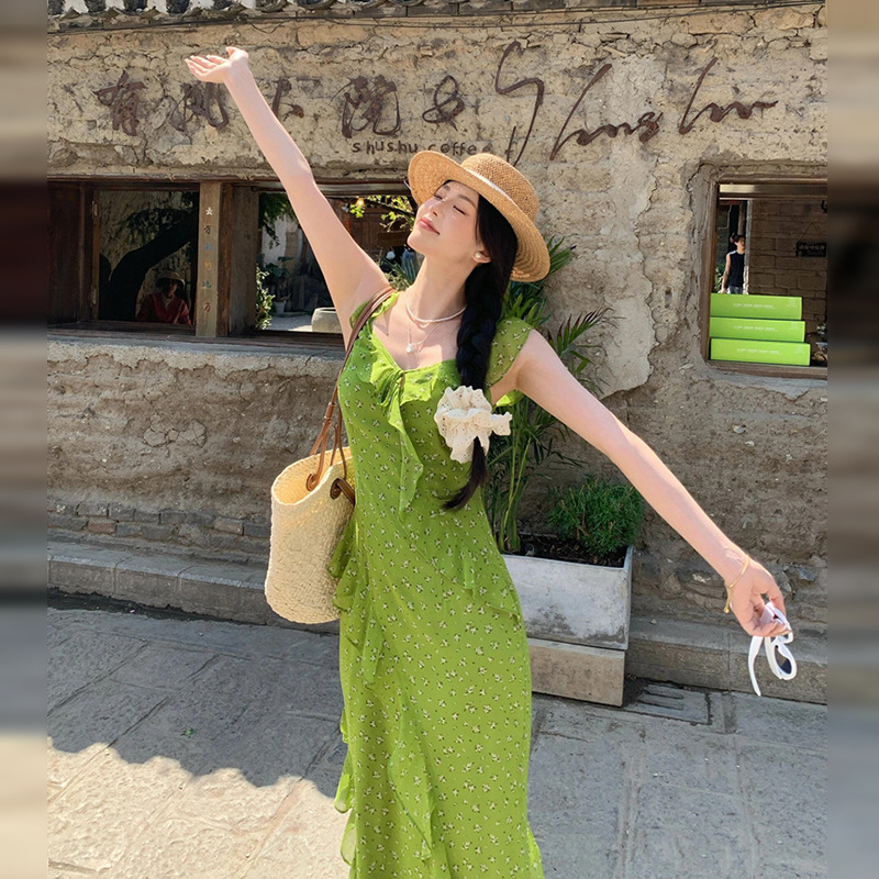 Excellent Quality! Summer Beautiful Ruffled Green Floral Suspender Dress Women's Seaside Vacation Waist Long Skirt Excellent Quality! Summer Beautiful Ruffled Green Floral Suspender Dress Women's Seaside Vacation Waist Long Skirt