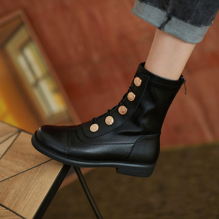 真皮马丁靴女2025年新款秋冬徽章后拉链短靴加绒单靴子弹力瘦瘦靴